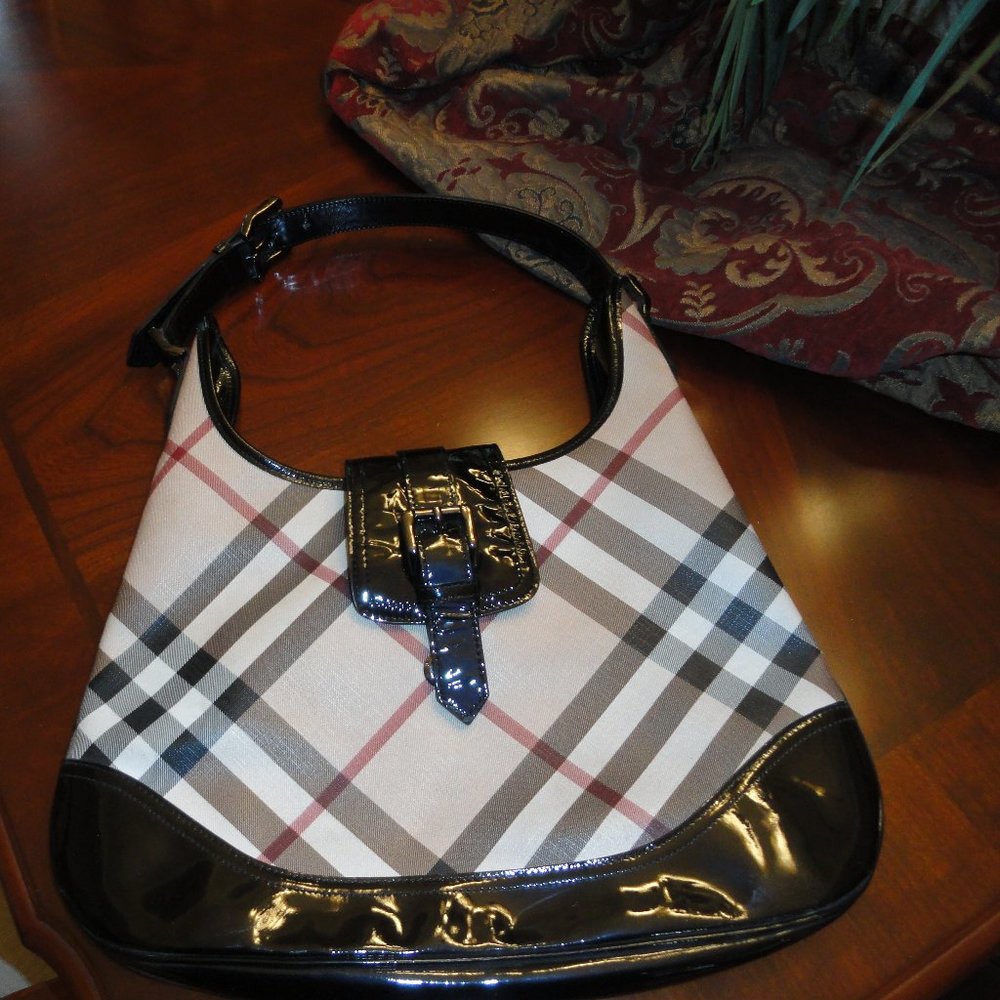 BURBERRY Patent Nova Check Brooke Hobo Black bag